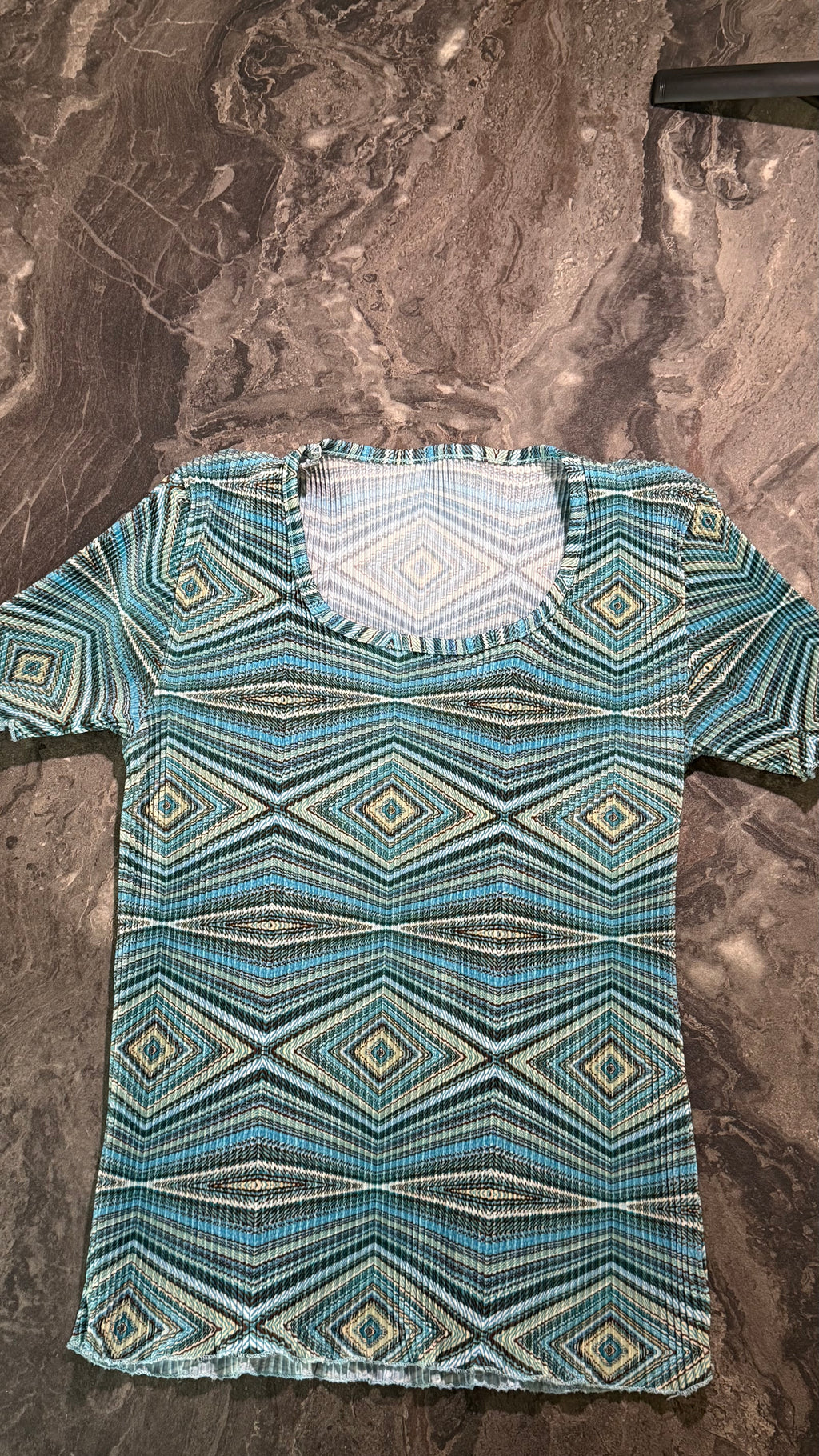 Short Sleeve blue t-shirt - Size S