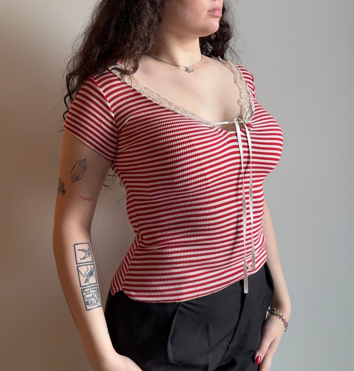 Red white t-shirt - Size M