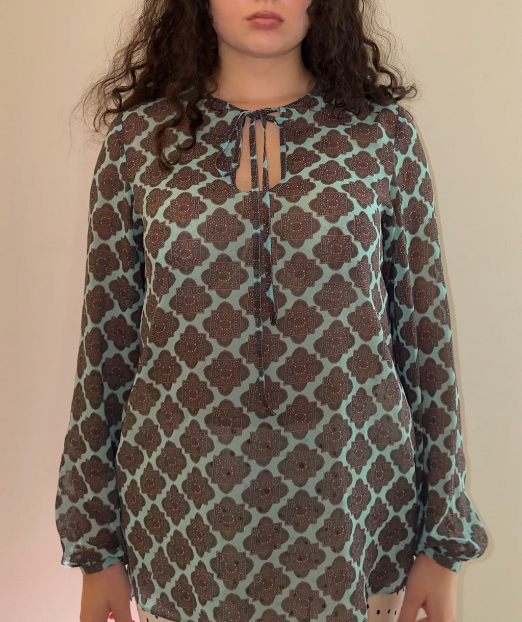 Blue ornament blouse - Size S/M