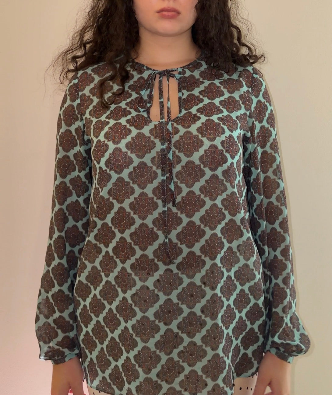 Blue ornament blouse - Size S/M