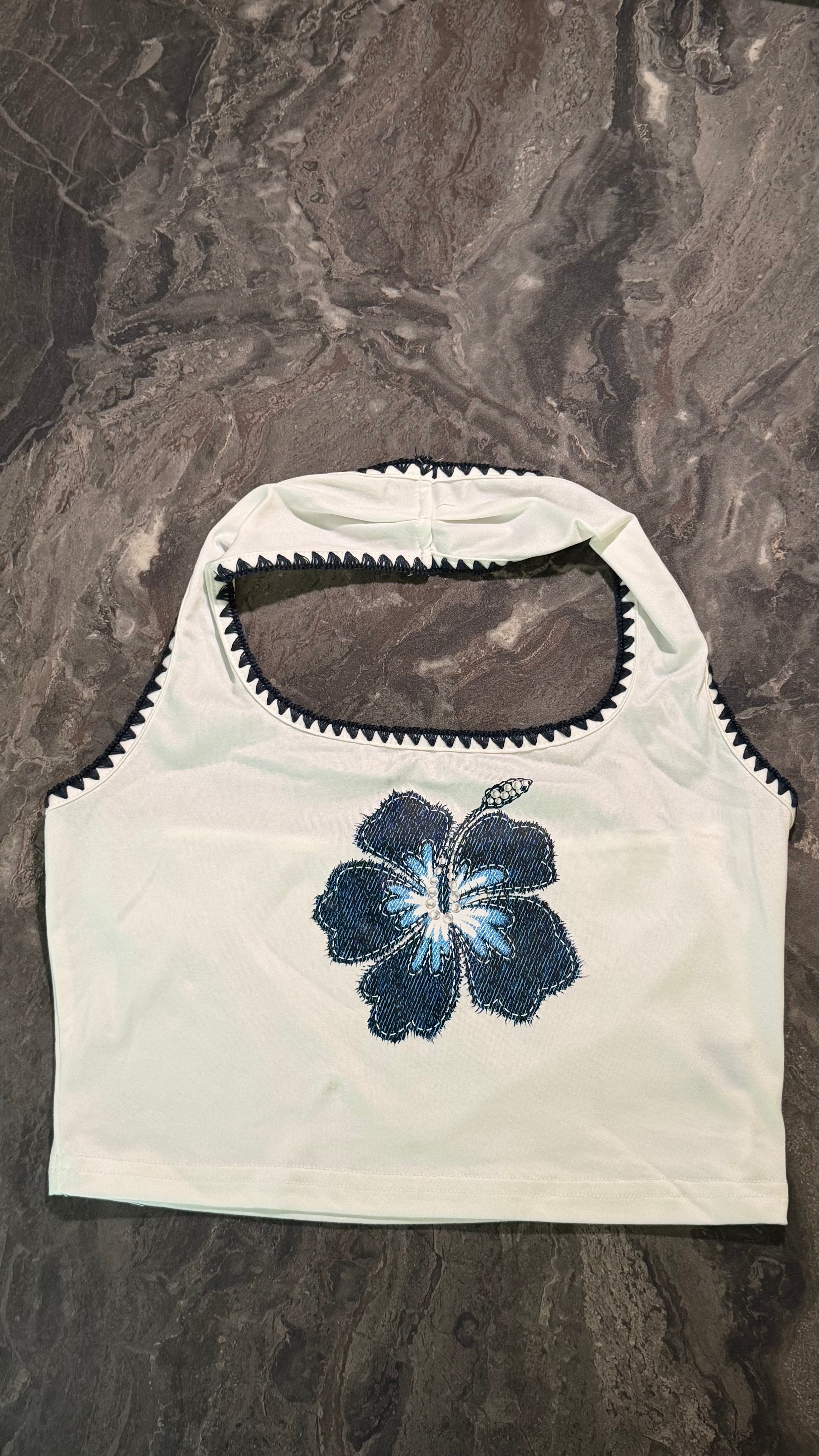 White Shop Flower Top - Size S