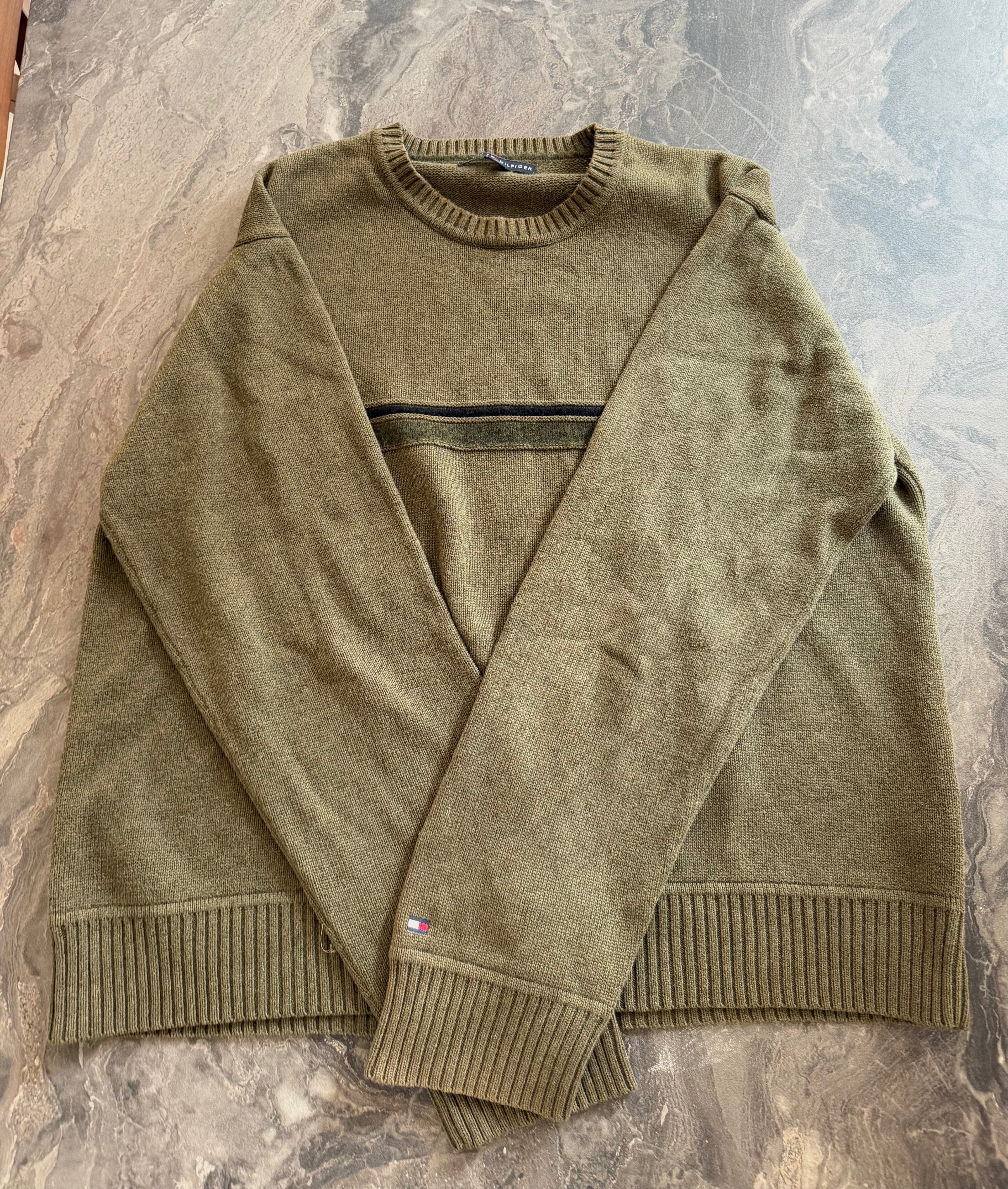 Tommy Hilfiger dark green sweater - Size L